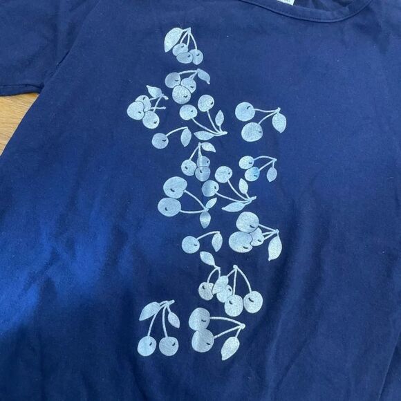 4/$25 Basic Colors 3/4 Sleeve Navy T-Shirt Silver Cherry Graphic Girls Size 16 - Picture 3 of 4